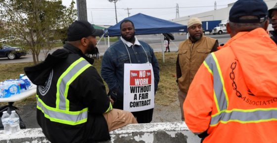 Protest dokerów na Wschodnim Wybrzeżu USA